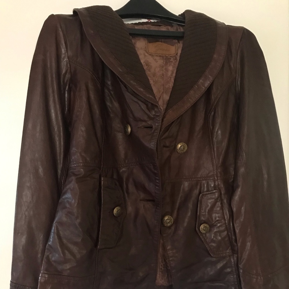 NEW Guess brand genuine leather jacket with fabric collar and gold buttons